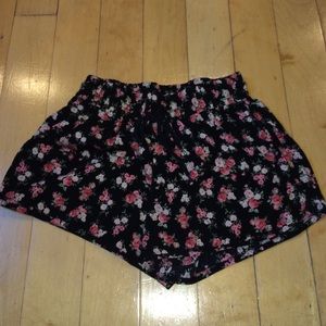 Cute floral forever 21 shorts