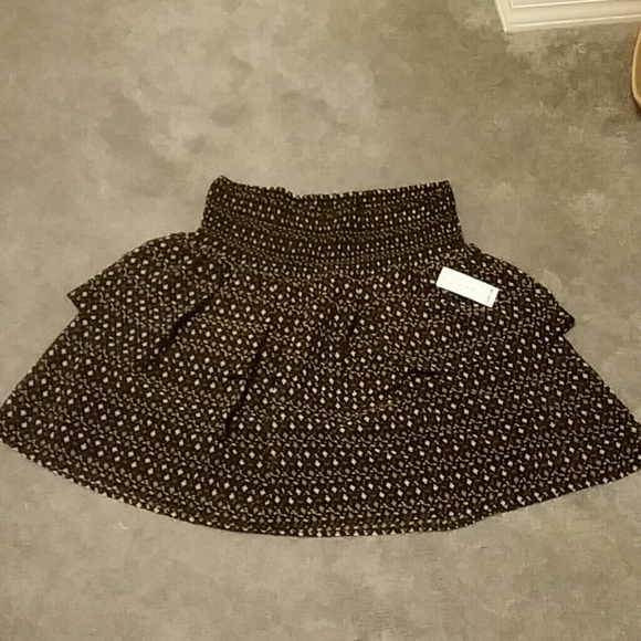 Old Navy Elastic waist tiered Skirt