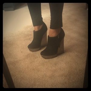 New Boutique 9 booties