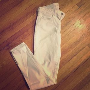 AE white skinny jean