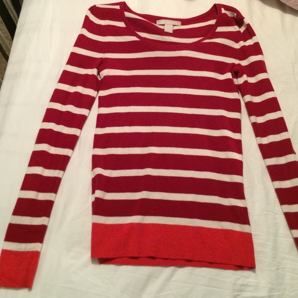 White red and orange crewneck