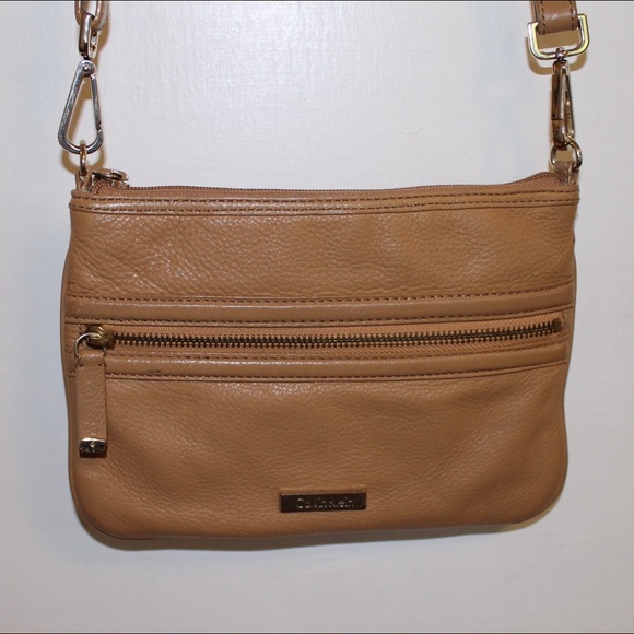 Calvin Klein Crossbody: camel / cognac