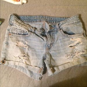 Distressed light wash shorts