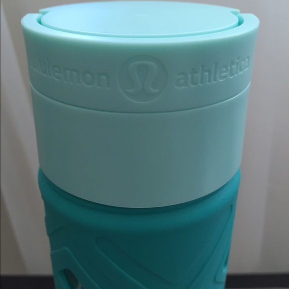 Lululemon Pure Focus Glass Water Bottle💦