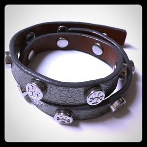 Tory Burch DOUBLE-WRAP LOGO STUD BRACELET