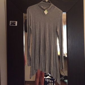 Long sleeve grey dress