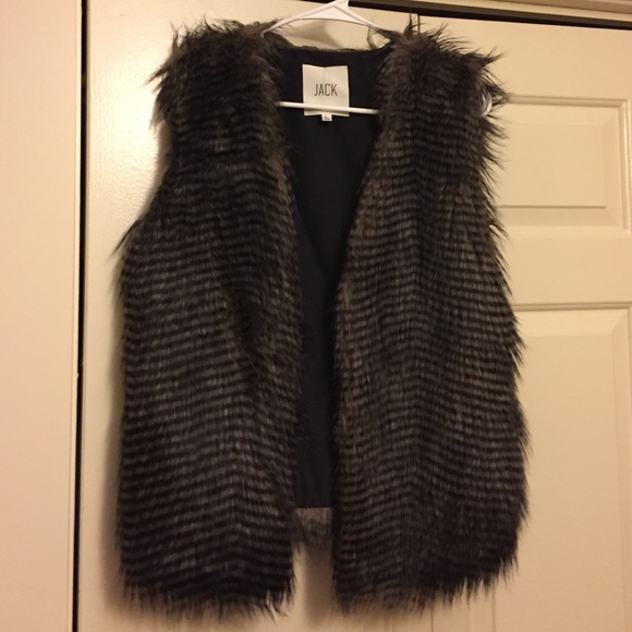 Jack faux fur vest size L (altard state)
