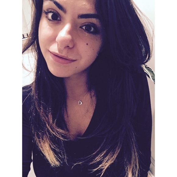 Meet your Posher, Randi - Picture 1 of 1