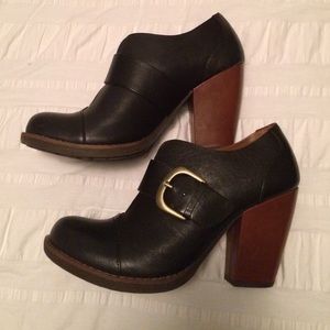 New, never worn Korks by Kork-ease buckle booties