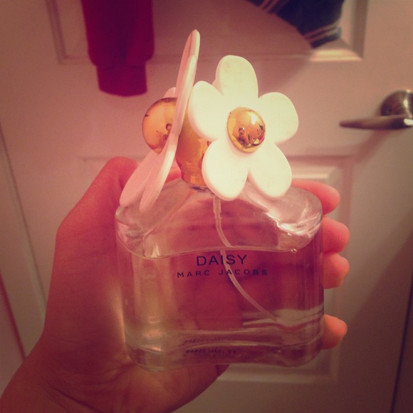 daisy by marc jacobs