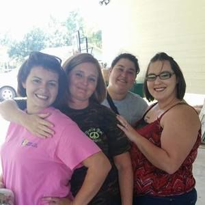 Meet your Posher, Dana