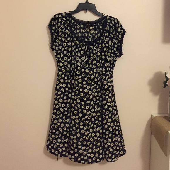 Black and White Flowered dress