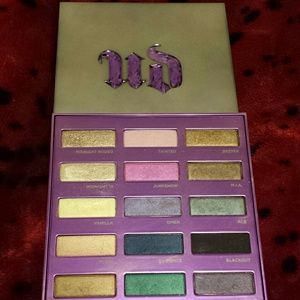 Urban Decay Eye shadow