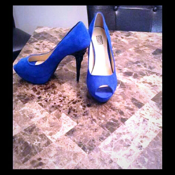 Blue Peep Toe Pumps!(3x8's for $20 Sale)