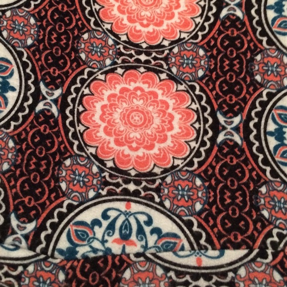 Black white and pink romper - Picture 2 of 4