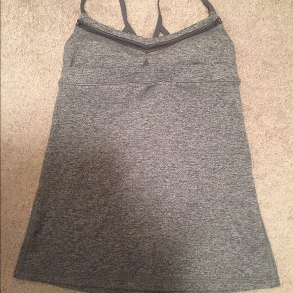 Lululemon tank