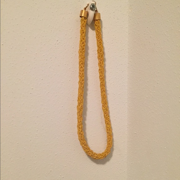 Vintage woven yellow choker