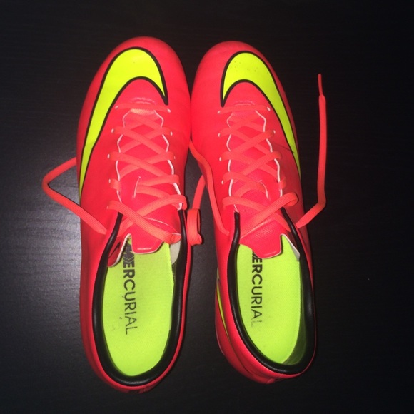 Cleats - Picture 2 of 3