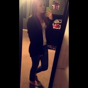 Meet your Posher, Brooke