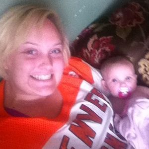 Meet your Posher, Angelie