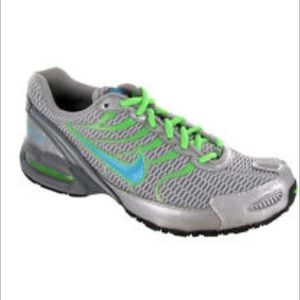 Nike max air torch 4