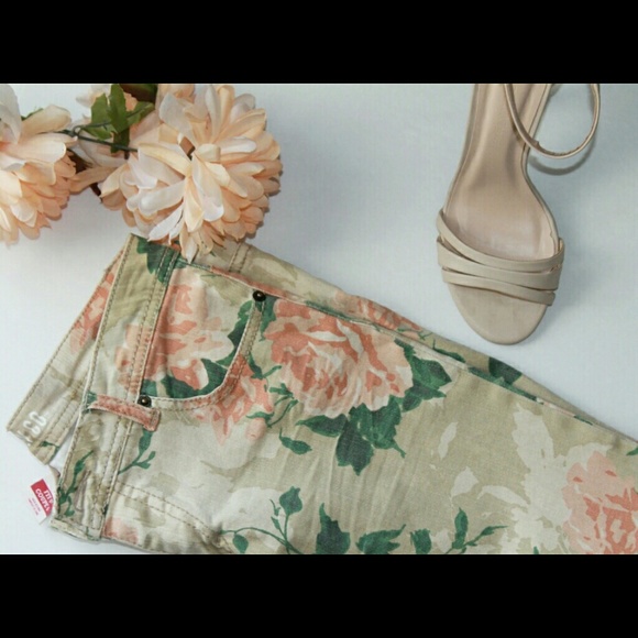 Tan floral print pants - Picture 2 of 2