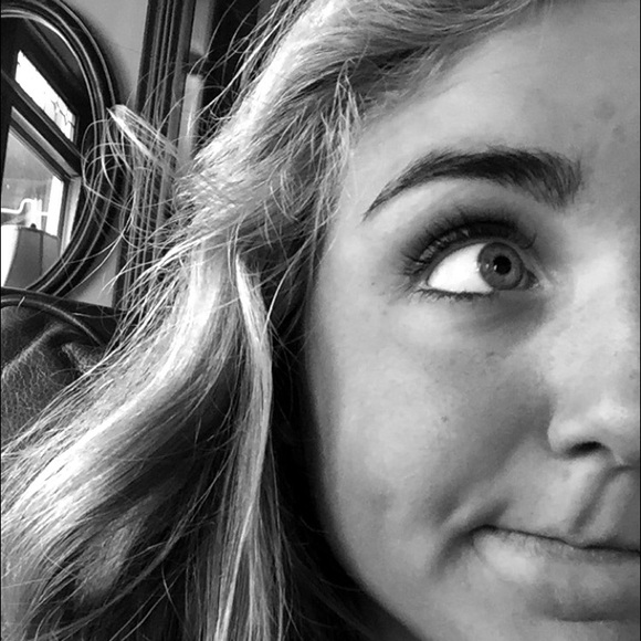 Meet your Posher, Savannah