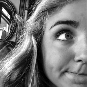 Meet your Posher, Savannah