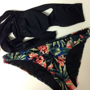 Hollister Bikini