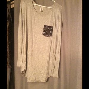 Long Sleeve pocketed shirt