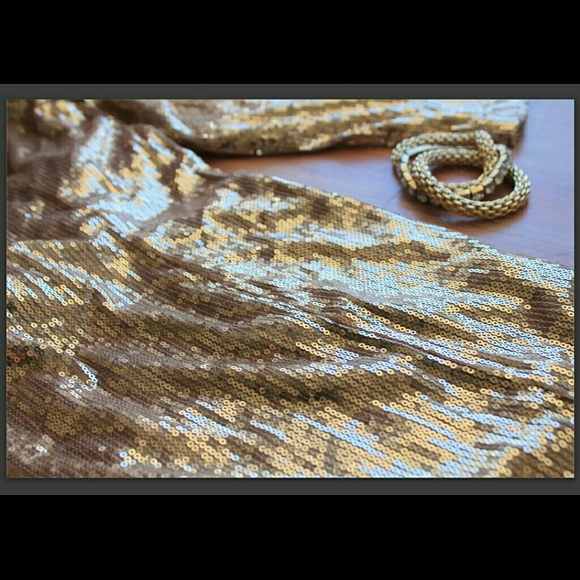 Gold sequin dress - Picture 4 of 4