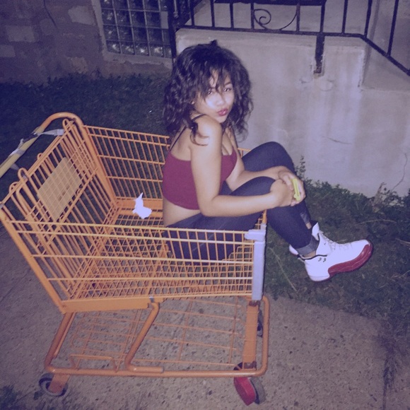 Meet your Posher, Keiry