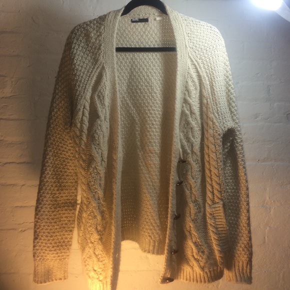 BDG Classic chunky knit sweater