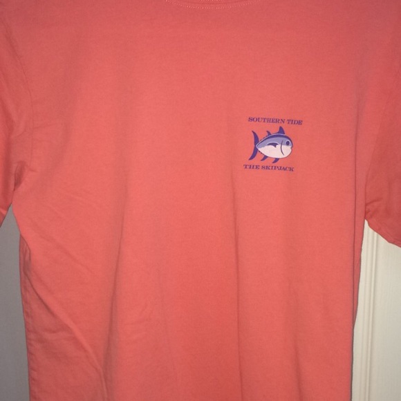 Southern tide t shirt