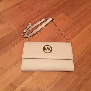 MK cross body purse