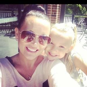 Meet your Posher, Dana