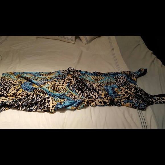 Sangria midi  dress - Picture 3 of 4