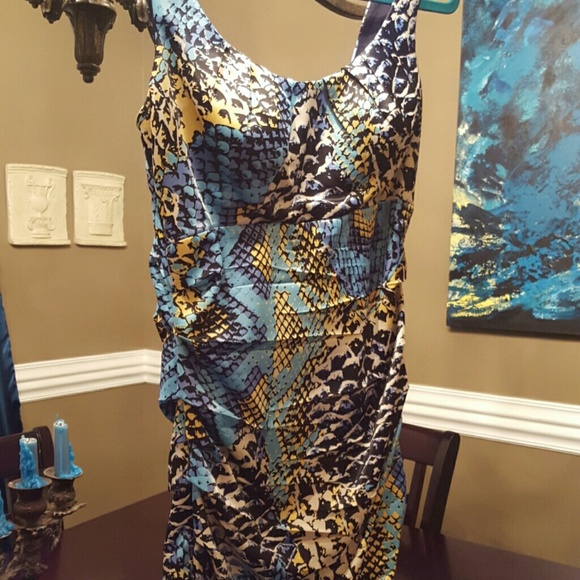 Sangria midi  dress - Picture 4 of 4