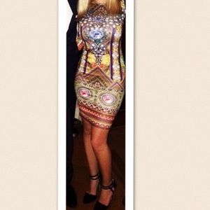 Printed 3/4 sleeve dress