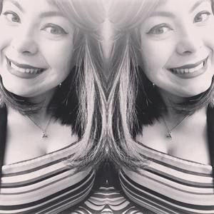 Meet your Posher, Cristina laura