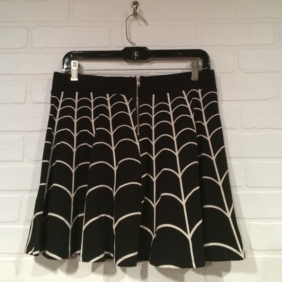 Kreepsville 666 Skirts - Kreepsville 666 Spiderweb Skater Skirt XL Kreepsville 666 Skirts - Kreepsville 666 Spiderweb Skater Skirt XL