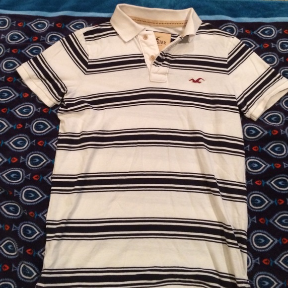 Men's Hollister polo