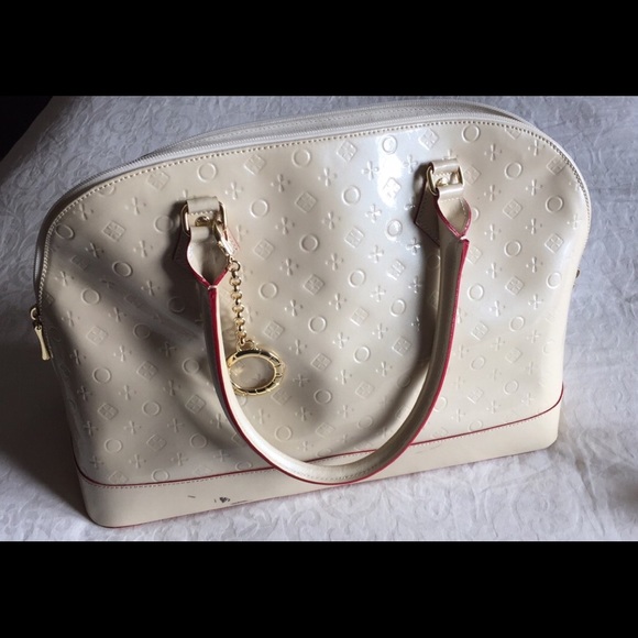 Invece Handbags - Invece alma styled handbag