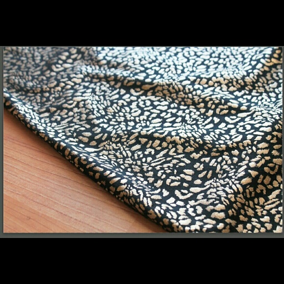 Black and Gold Cheetah print dress - Picture 2 of 3