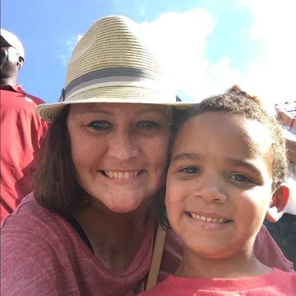 Meet your Posher, Candice