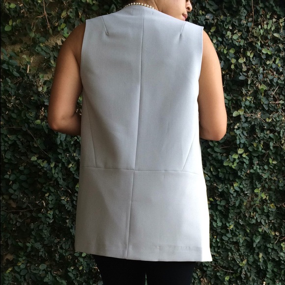 Sleeveless blazer - Picture 4 of 6