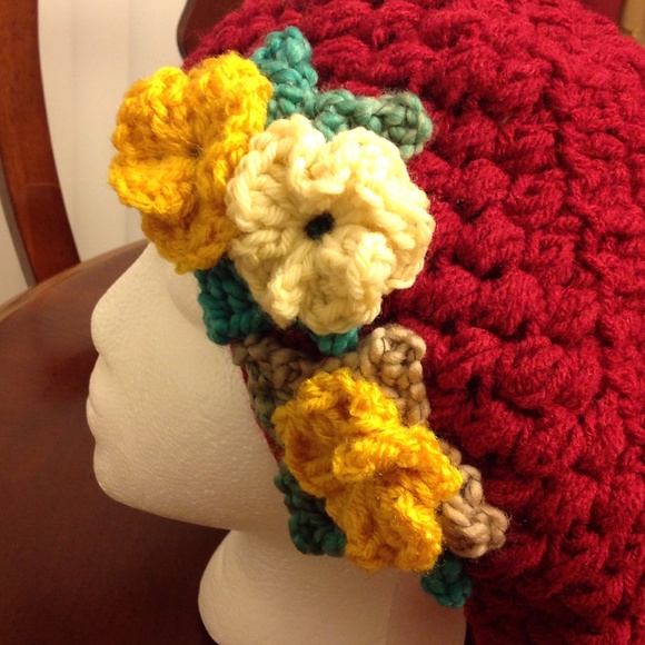 SOLD HP 11/20โค๏ธNEW HANDMADE SLOUCHY FLORAL HAT - Picture 4 of 4