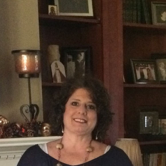 Meet your Posher, Stacey