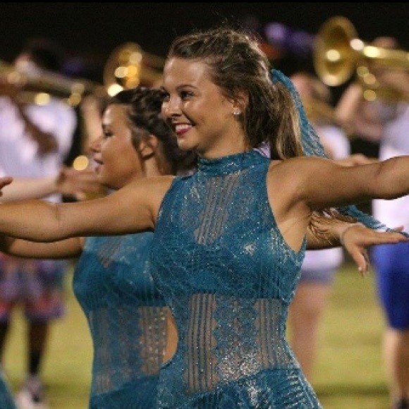 Meet your Posher, Nikki - Picture 1 of 1