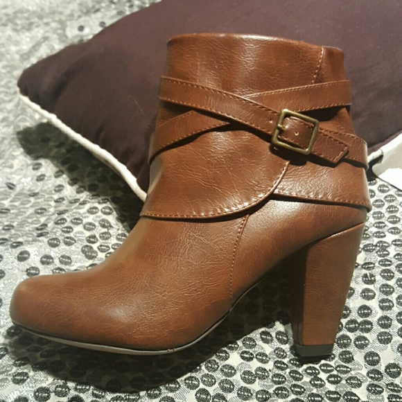 Ankle boots